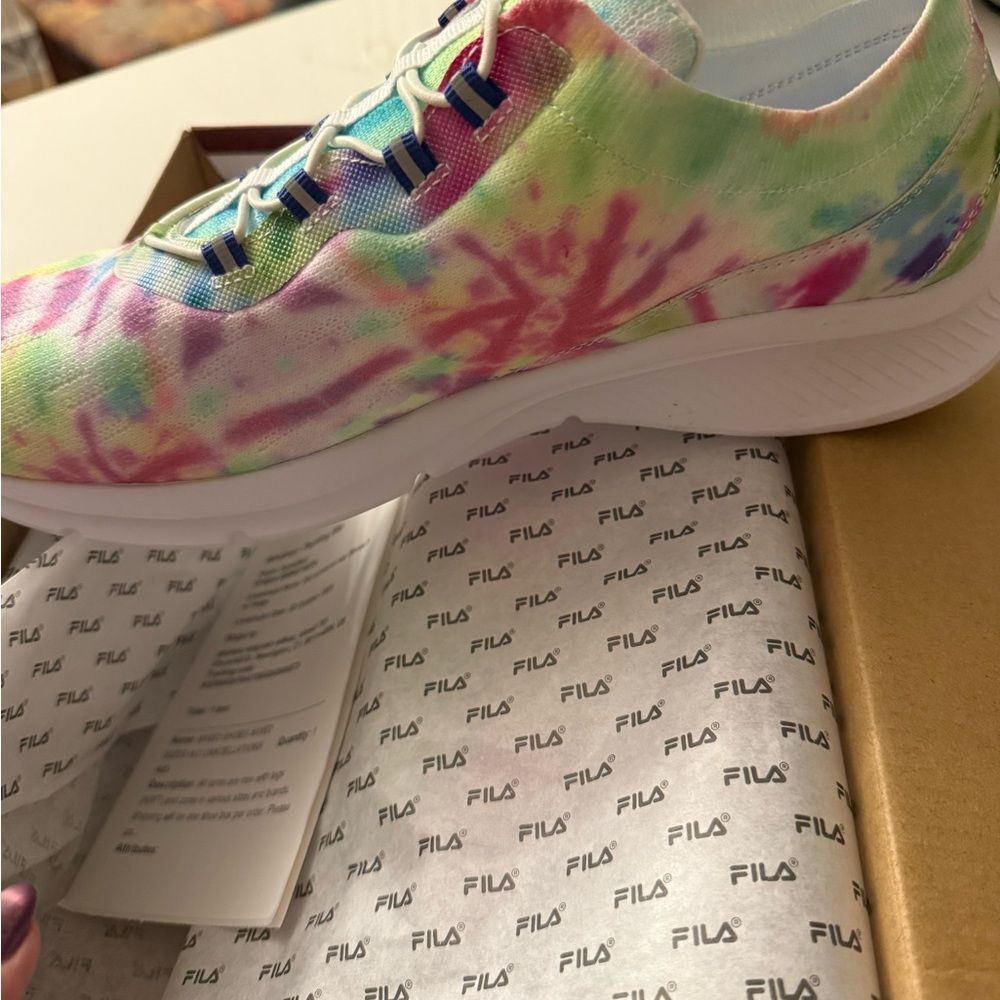 New in box FILA memory skyway 2.0 tie dye sneakers size 12 - Picture 4 of 7